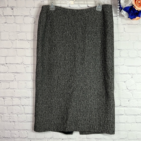 Lauren Ralph Lauren Dresses & Skirts - Lauren Ralph Lauren skirt